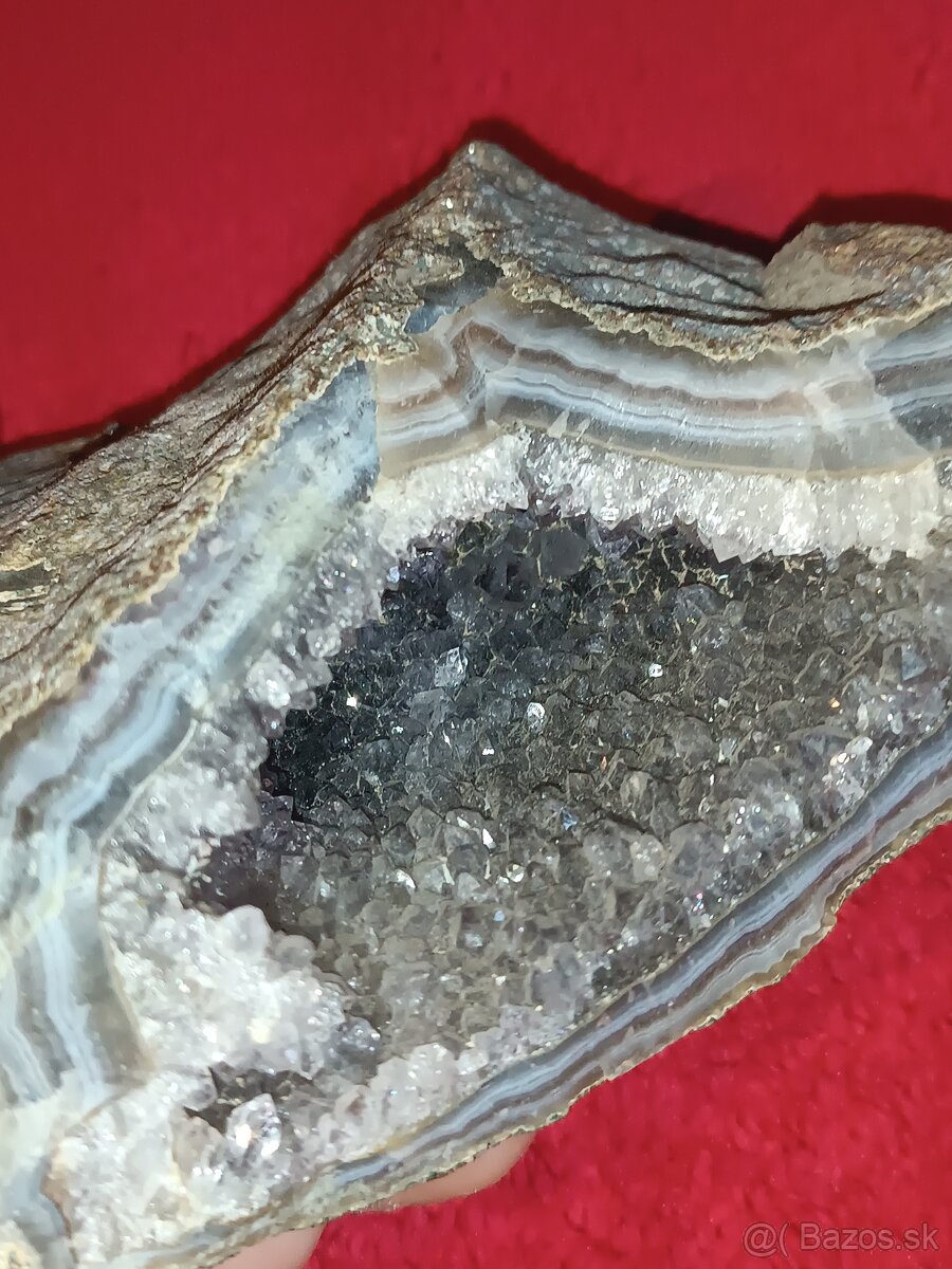 CAchátová geóda s chalcedonom a ametystom v dutine- Brazília - 4