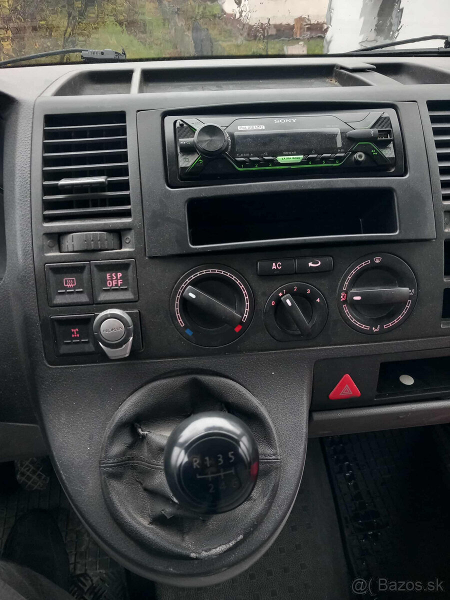 VW Transporter 2.5Tdi 4x4 96kw Kúp.Slovensko ťažné - 4