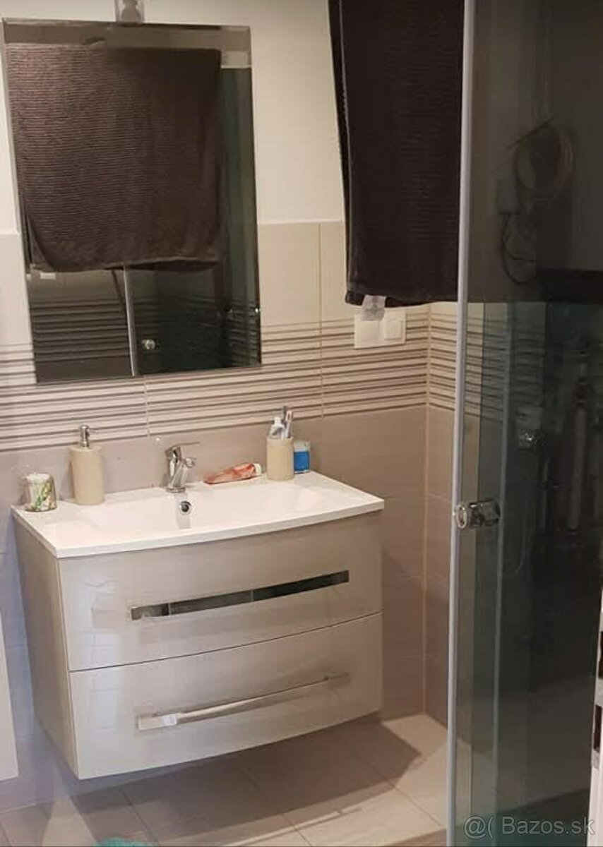 Prenajom 1 izbový byt - 4