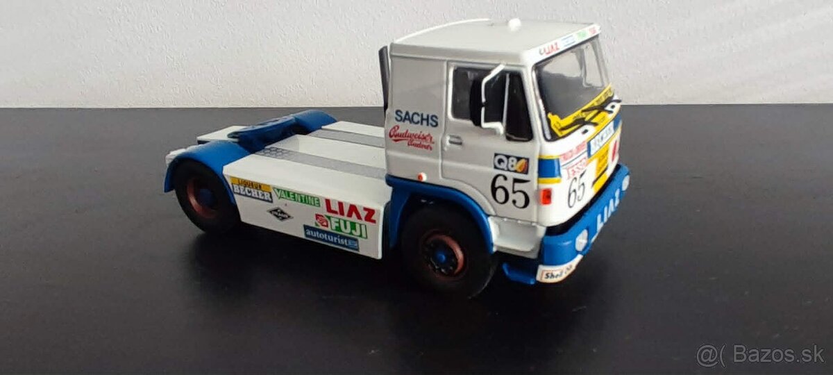 LIAZ TRUCK Racing 1:43 110.577 De Agostini Kultove nakladaky - 4