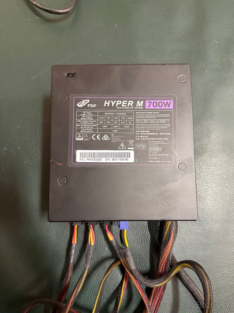 Zdroj FSP Hyper M 700 - 4