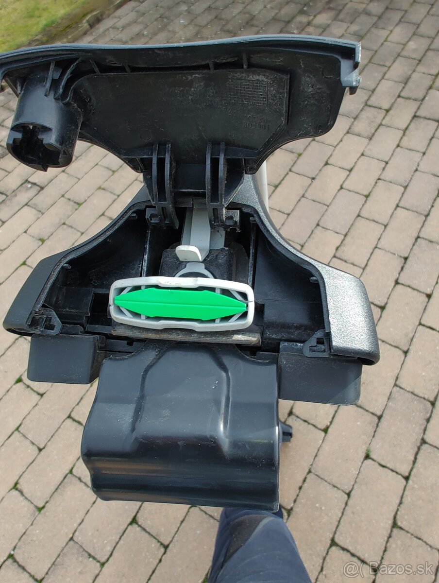 strešné lyžiny THULE - 4