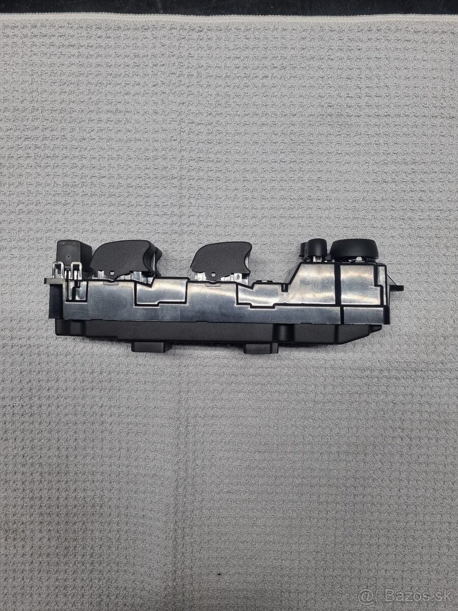 Mazda 6 ovládač okien - 4