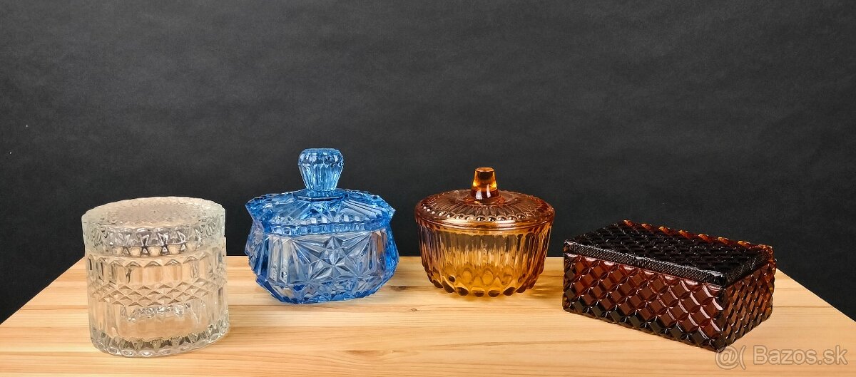 Staré a starožitné predmety - 4