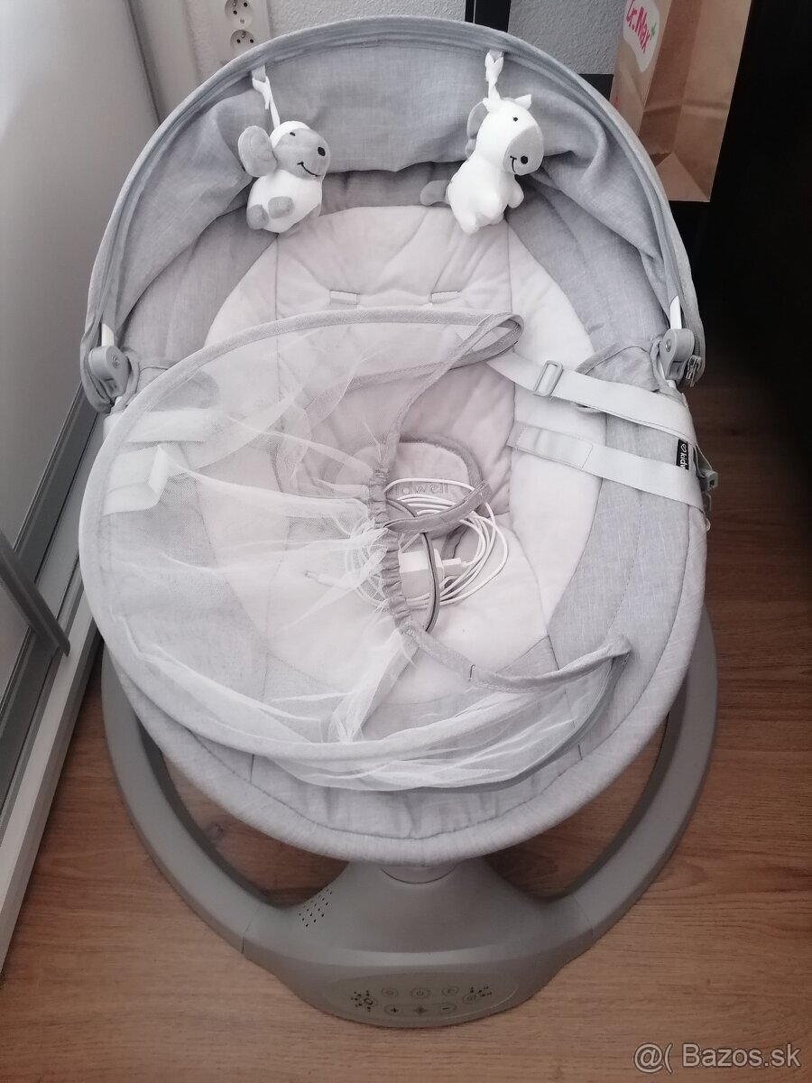 Hojdatko, kresielko s hudbou, hojdacka - 4