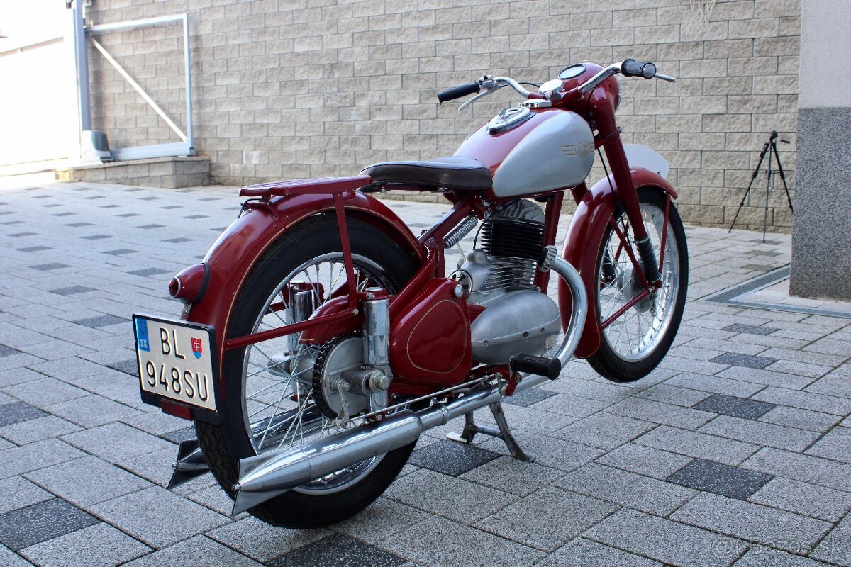 Jawa Perak 250 - 4