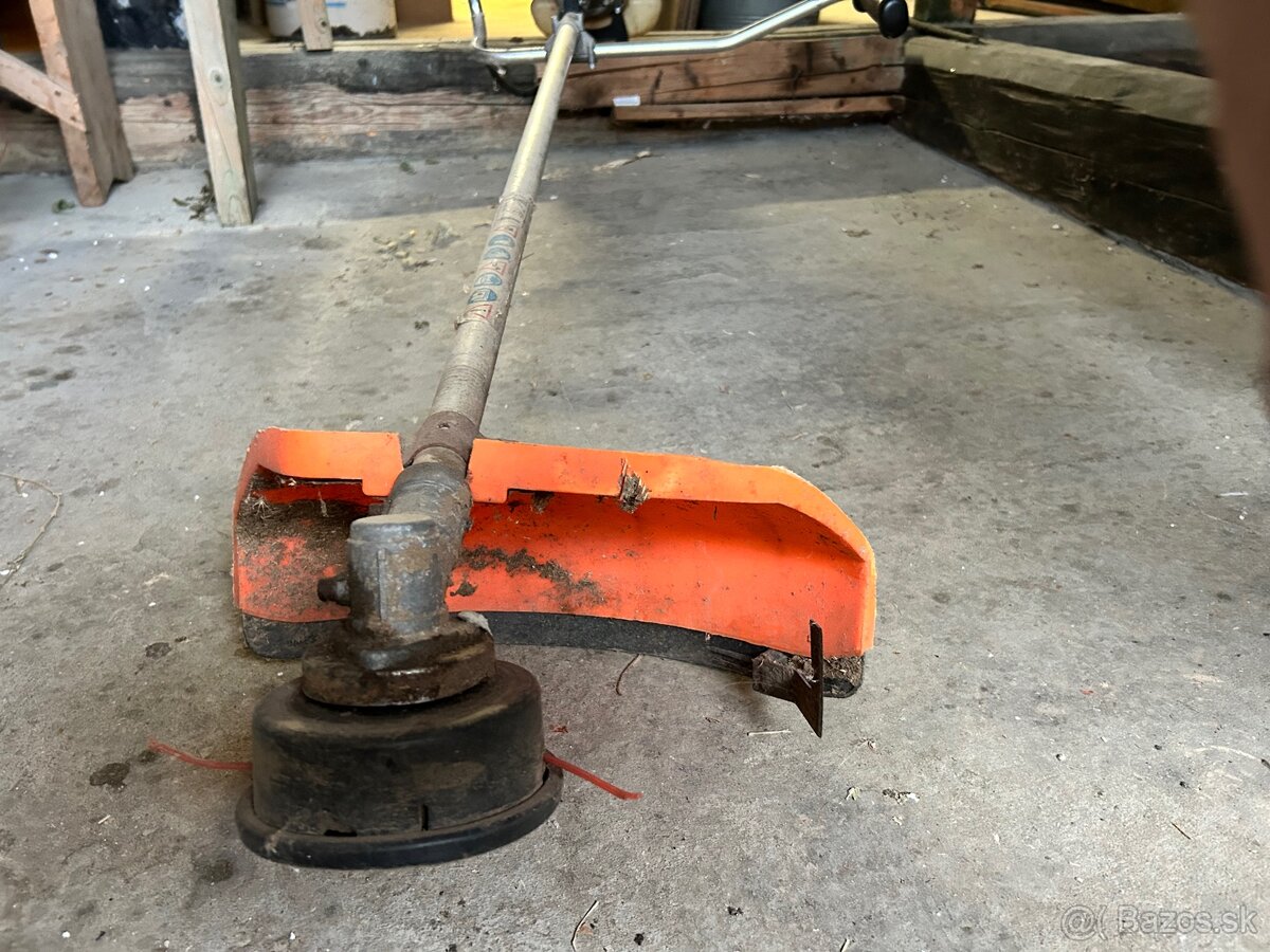 Benzínový krovinorez - 4