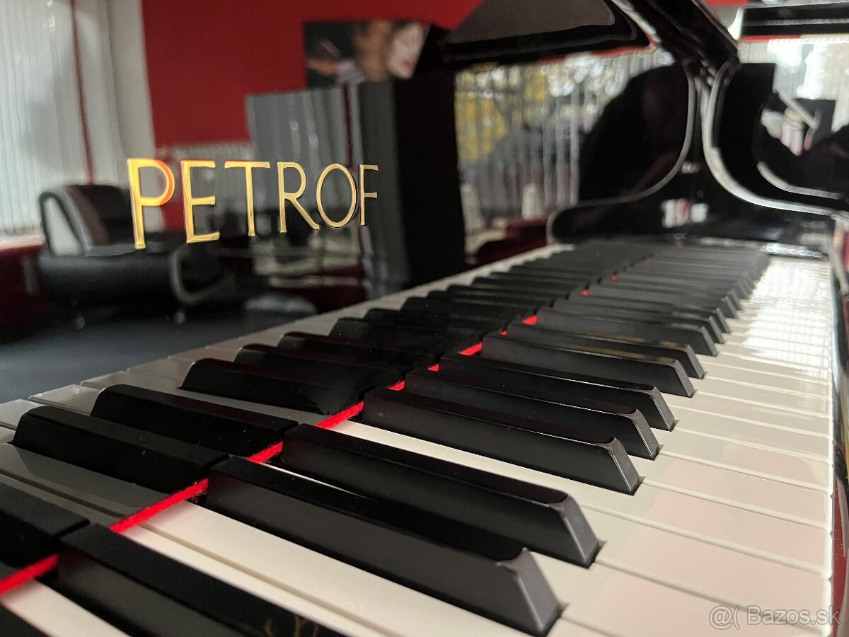 Zánovní klavír Petrof model IV.Renner PRODÁNO - 4