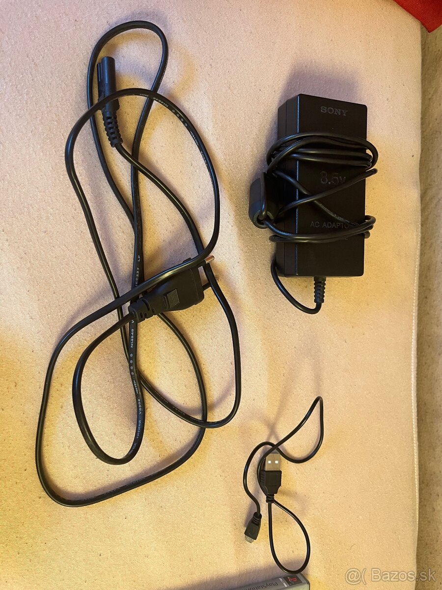 Predám Playstation 2 slim - 4