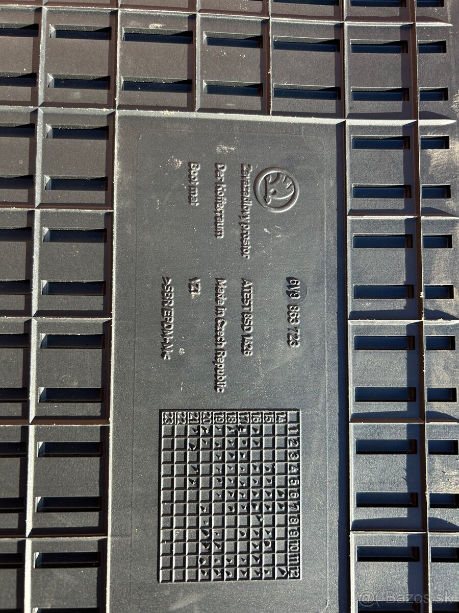 Gumená vanička do auta - 4