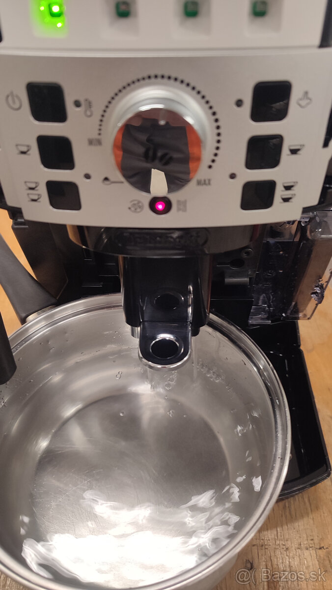 DeLonghi - 4