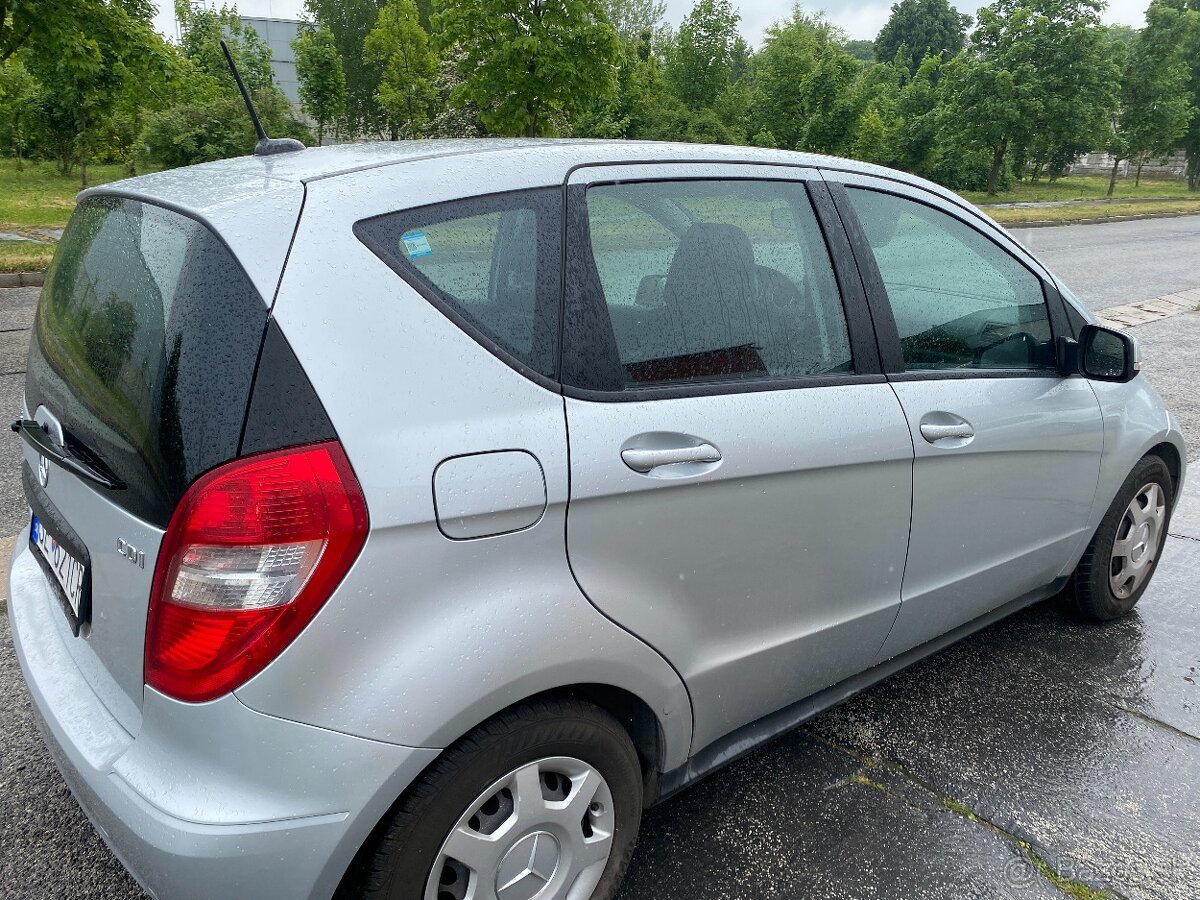 Mercedes-Benz A trieda 160 CDI Elegance Blue - 4