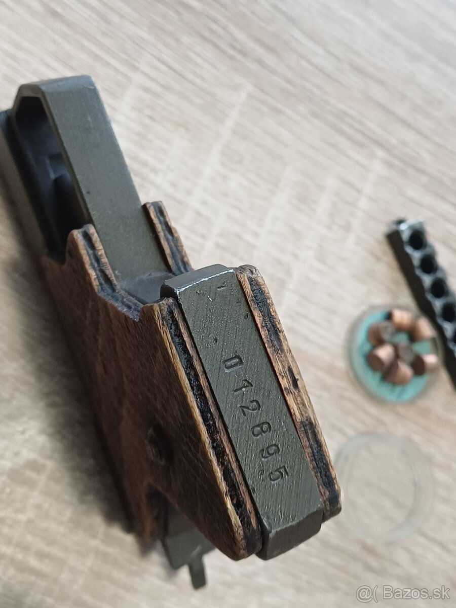 Poplašná pištoľ - 4