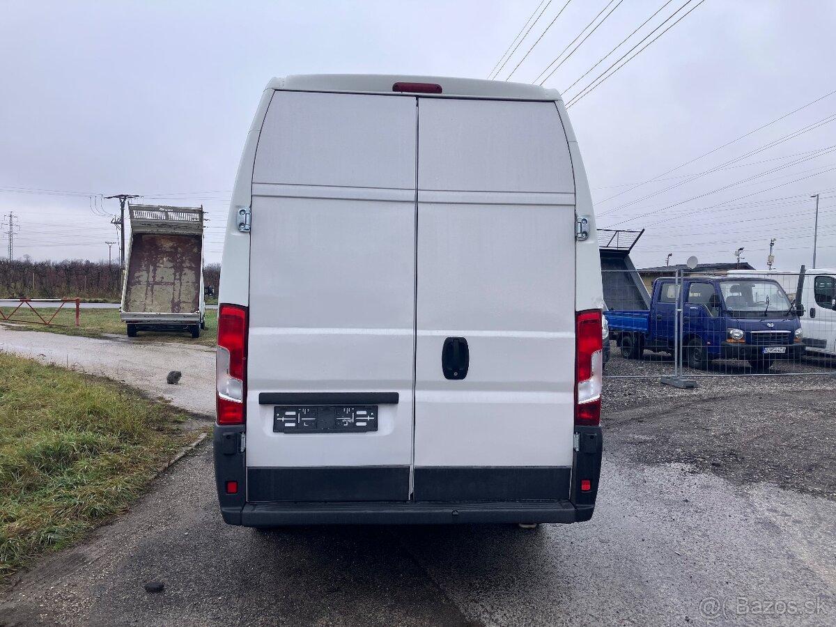 Citroën Jumper 2.0 BlueHDi 130 35+ L4H3 - 4