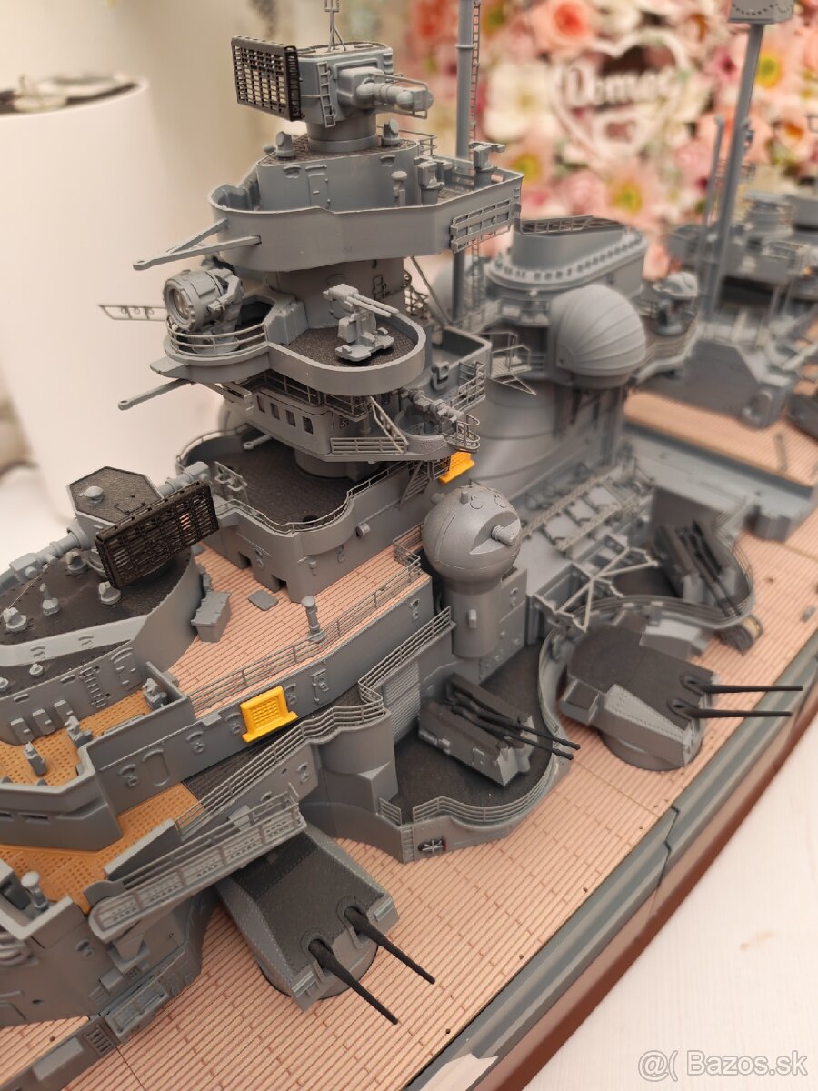 Model lode Bismarck 1:200 Hachette – 140 čísiel - 4