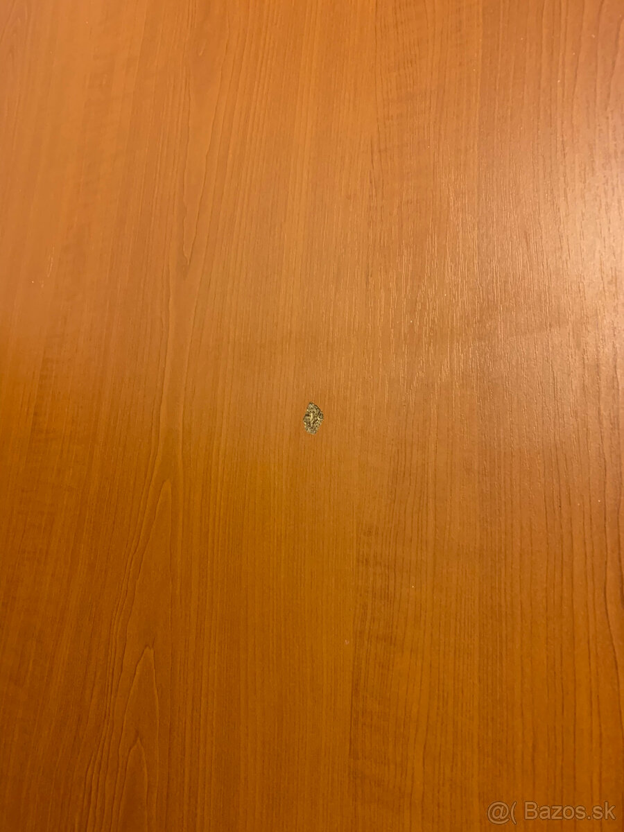 Predám zachovalú vstavanú skriňu. - 4