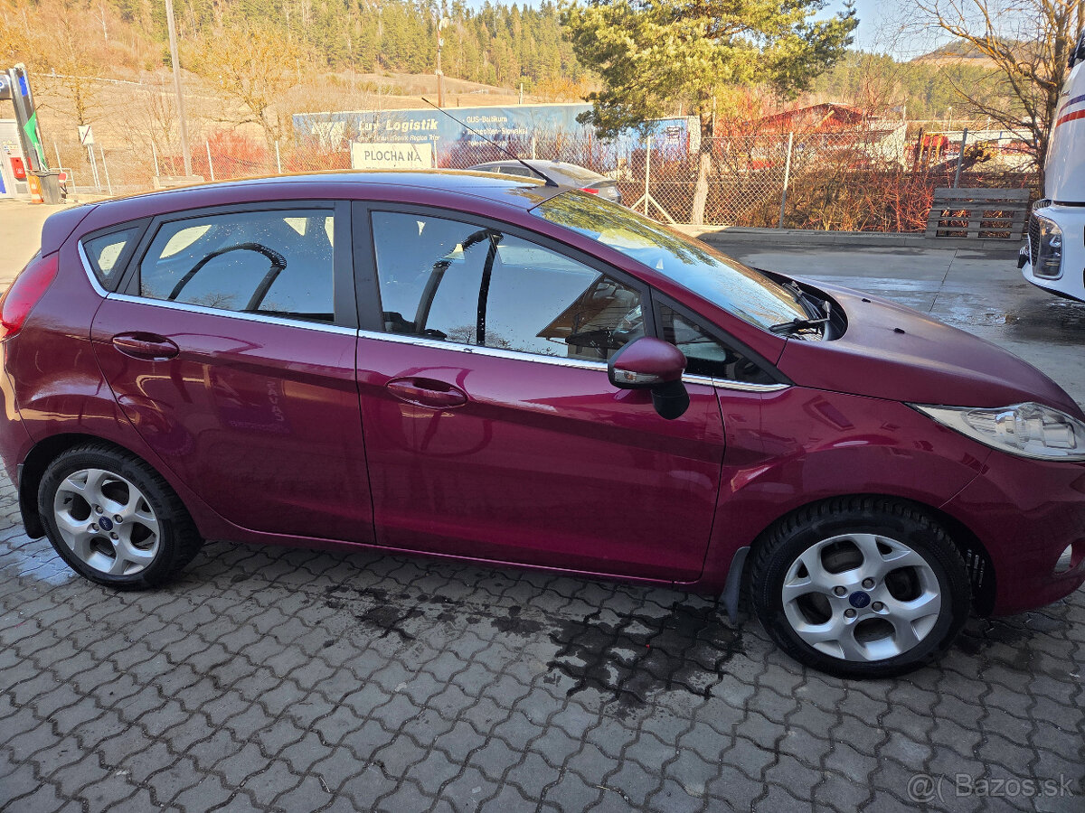Ford Fiesta - 4