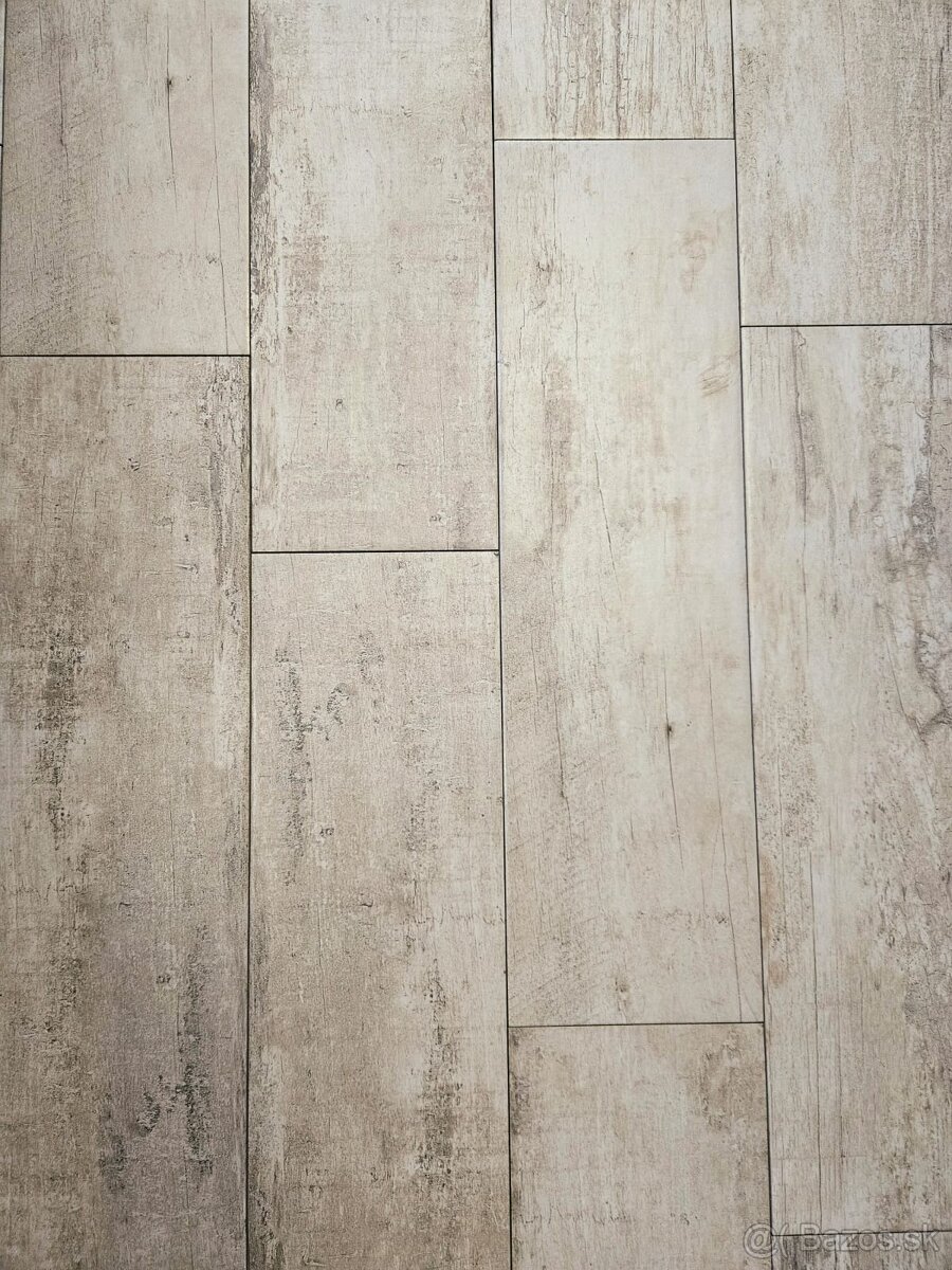 Gresová dlažba, vzor drevo - 4