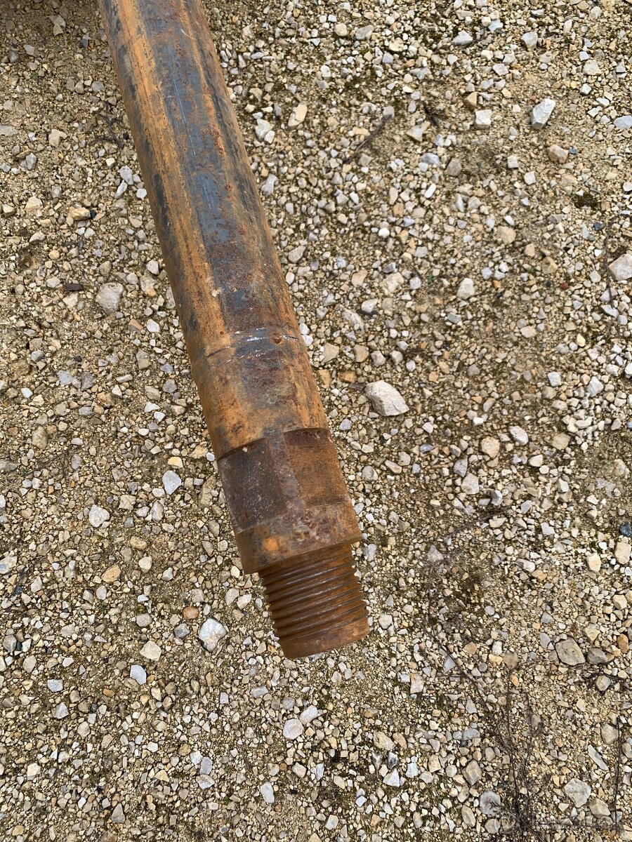 Predám ponorné vŕtacie kladivo - 4