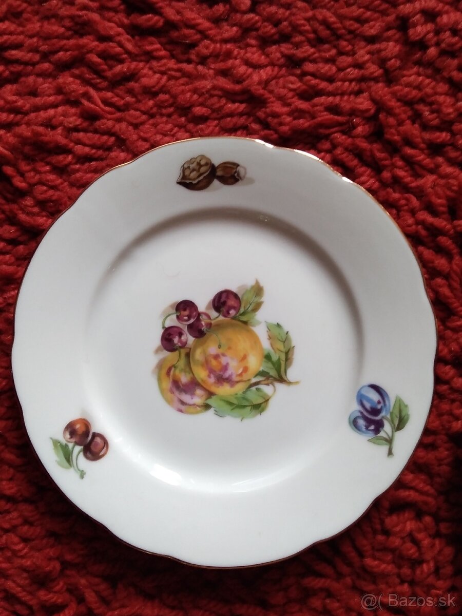 Predám staré porcelánové taniere 27cm 1ks a 17,5cm 3ks. - 4