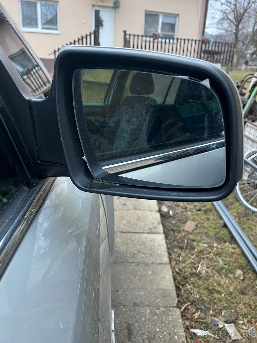 Opel zafira 1.6 benzín 103kW - 4