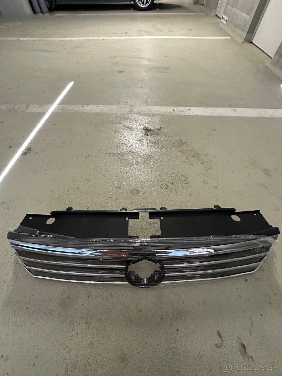 VW Passat B8 predná chrómová maska, 2015-2019 - 4