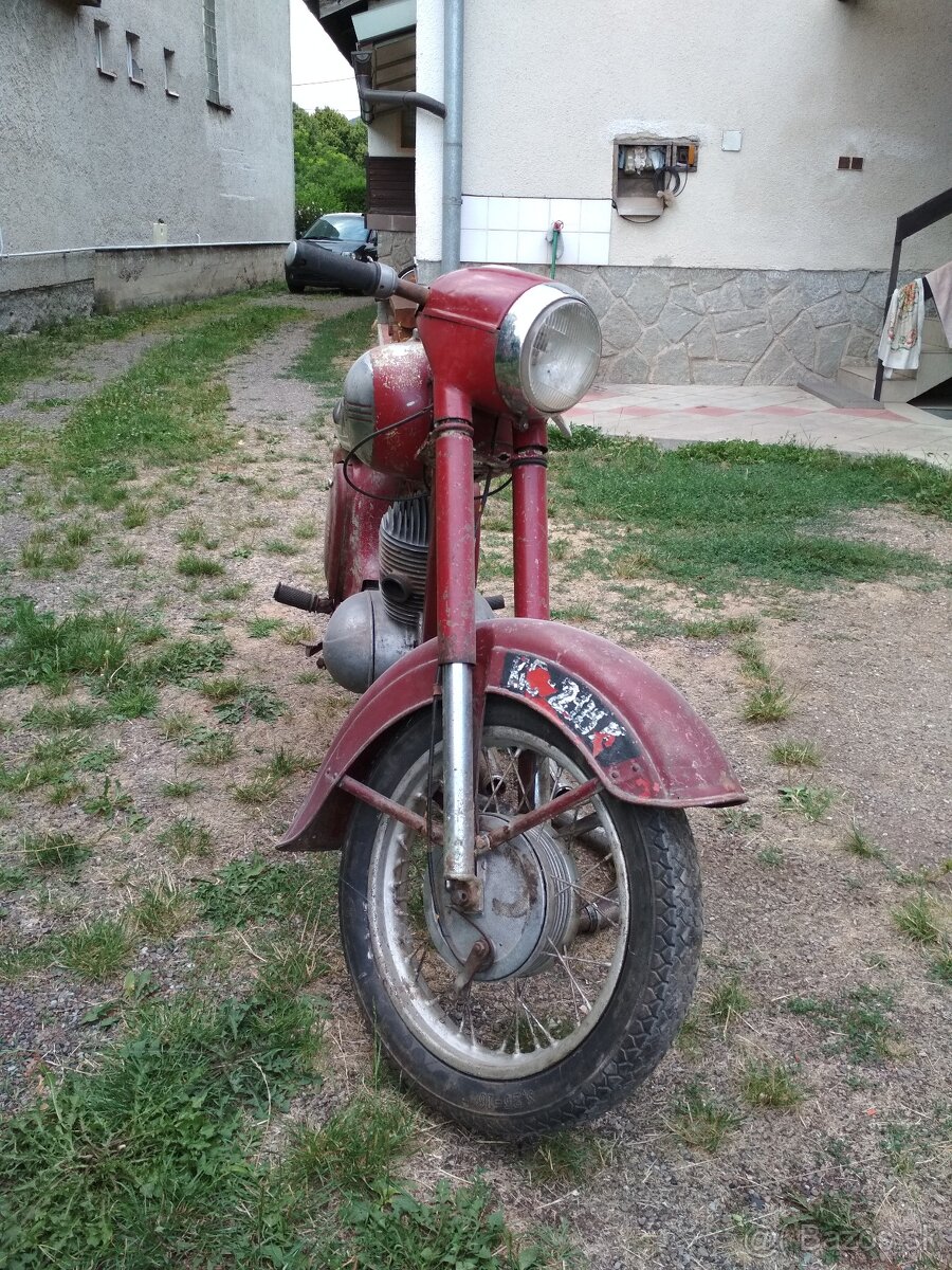 Jawa 250 353 kývačka - 4