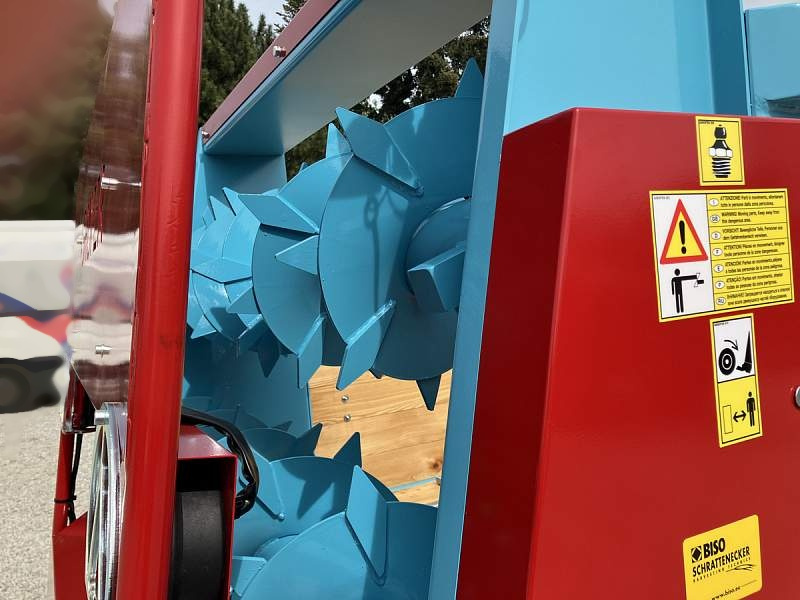 Rozmetadlo hnoja Agrofer AFO/VB do vince a sadu - 4