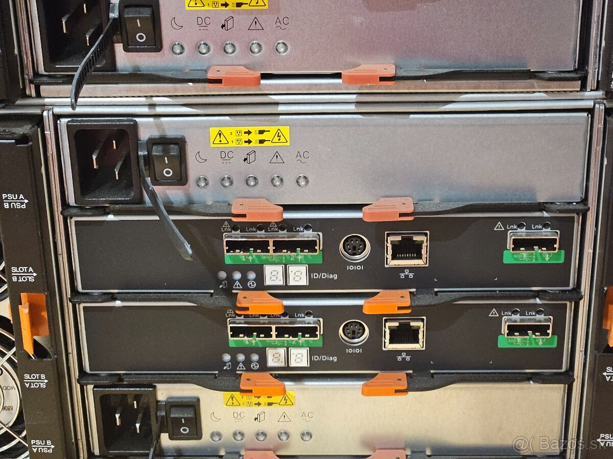 Dell PowerVault MD3060 - 60x3,5" HDD, SAS - 4