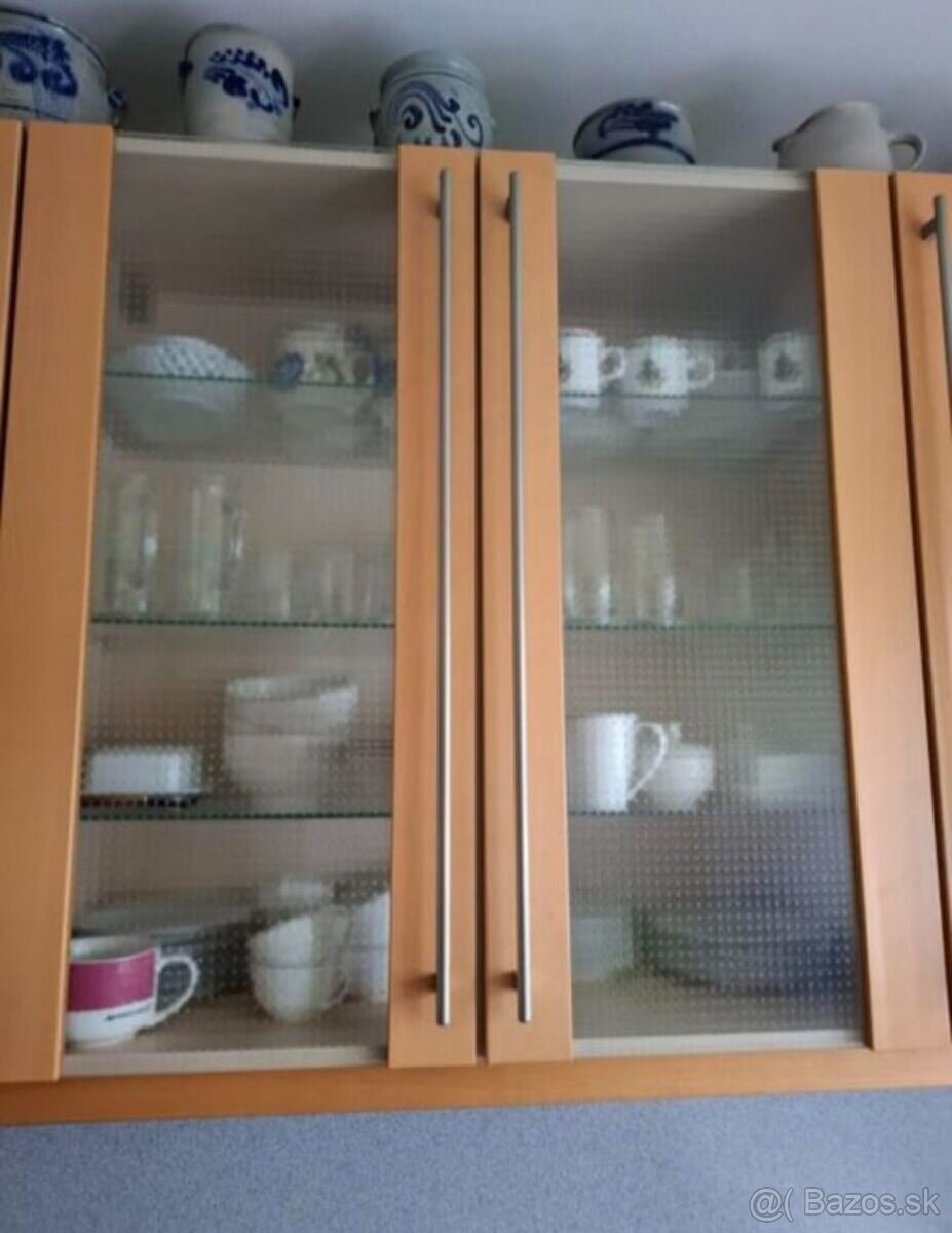 Kuchyně z masivní břízy ses potřebiči, 4499 - 4