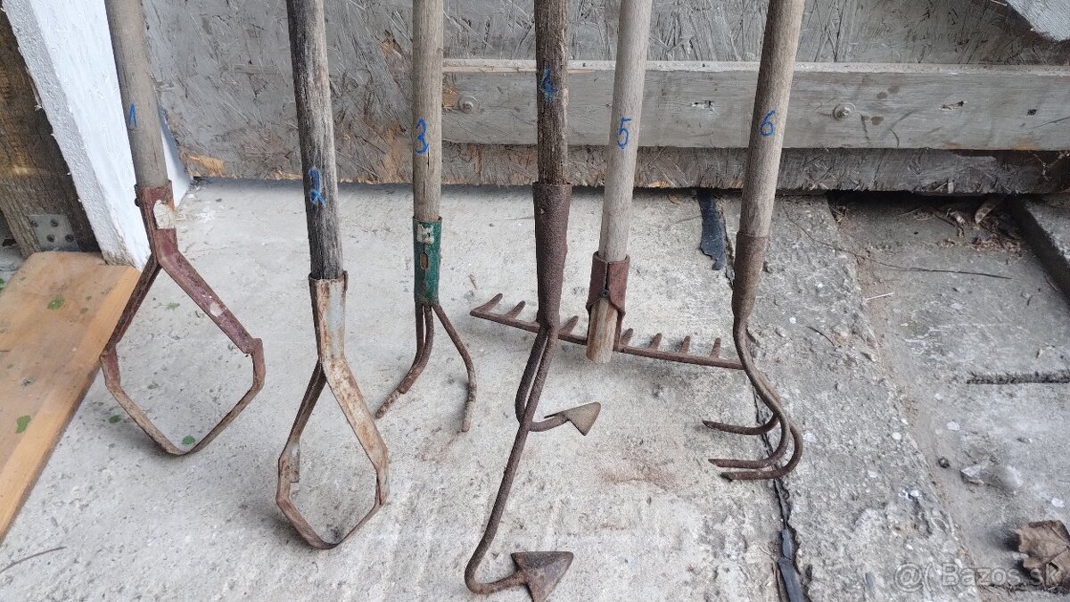 Predám záhradné náradie , motyky, rýle, motyky veľké, malé, - 4
