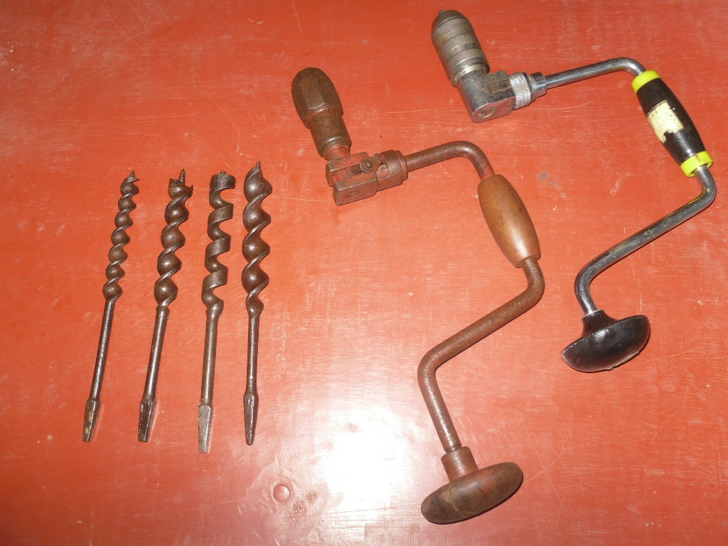 Krompač,kladivo,vŕtačka,brašňa,skrinka - 4