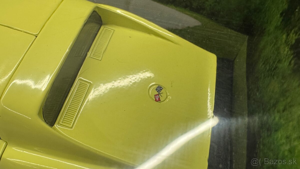 Chevrolet Corvette Camaro 1:18 - 4