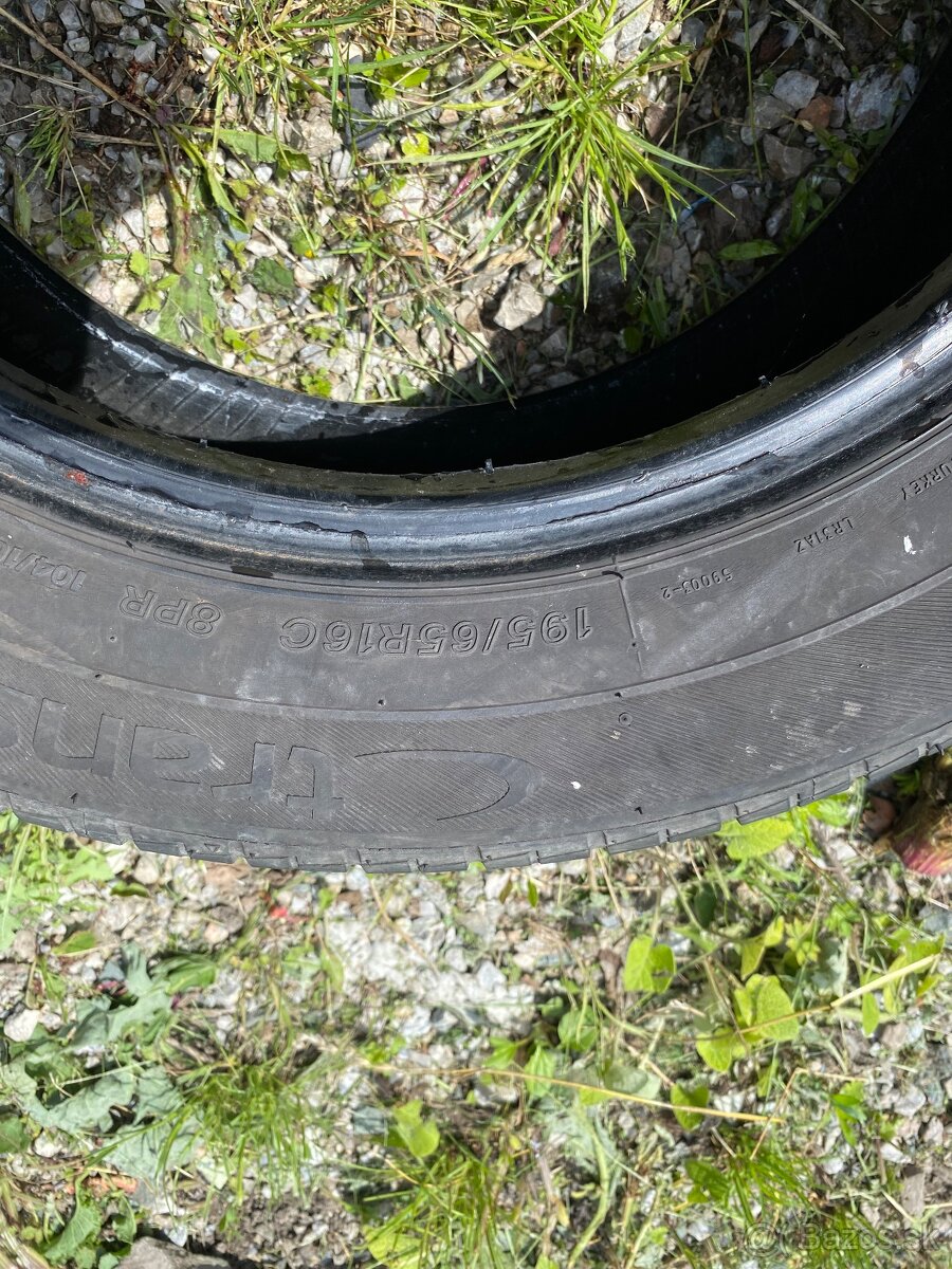 Predám 2ks letných pneumatík 195/65 R16C - 4