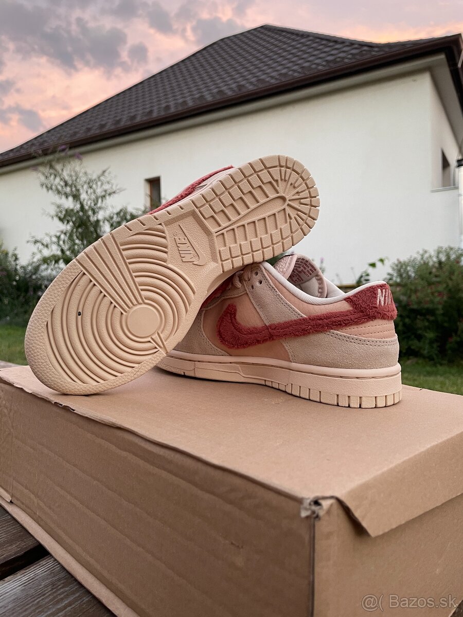 Nike Dunk Low Terry Swoosh - 4