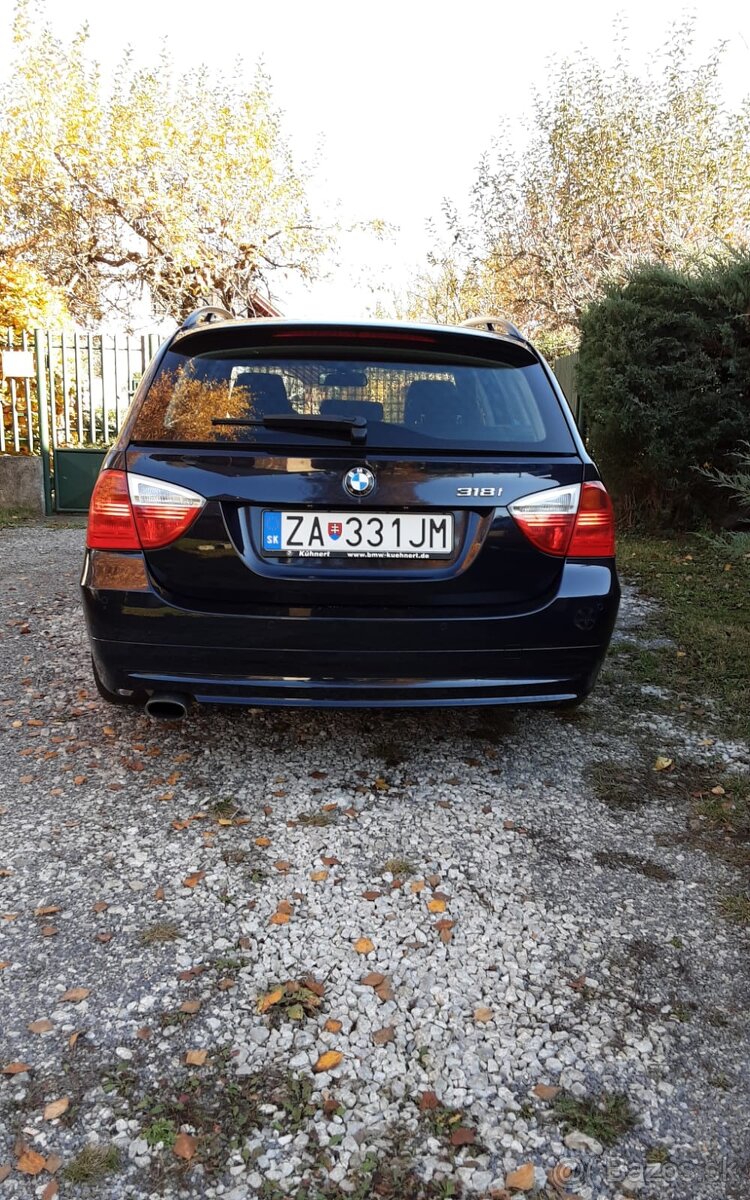 BMW 318i Touring - 4