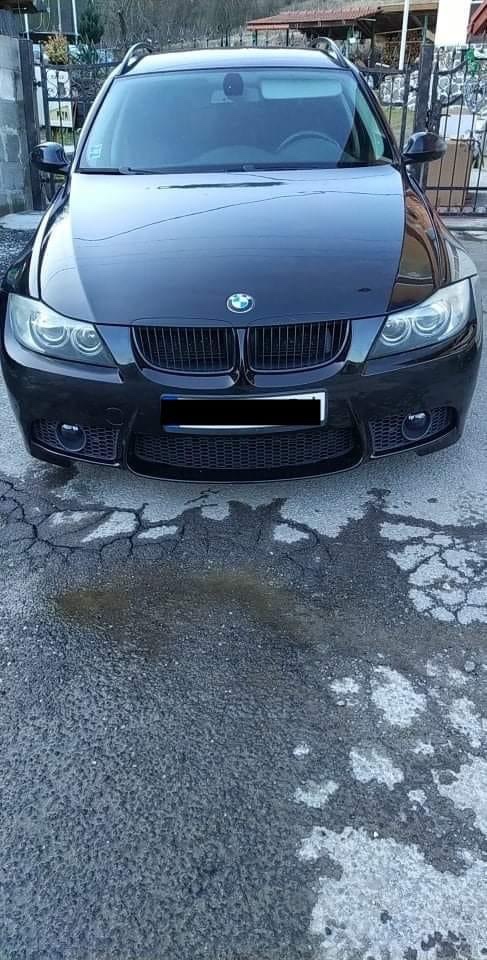 Predny M3 naraznik pre BMw E90 a E91 - 4