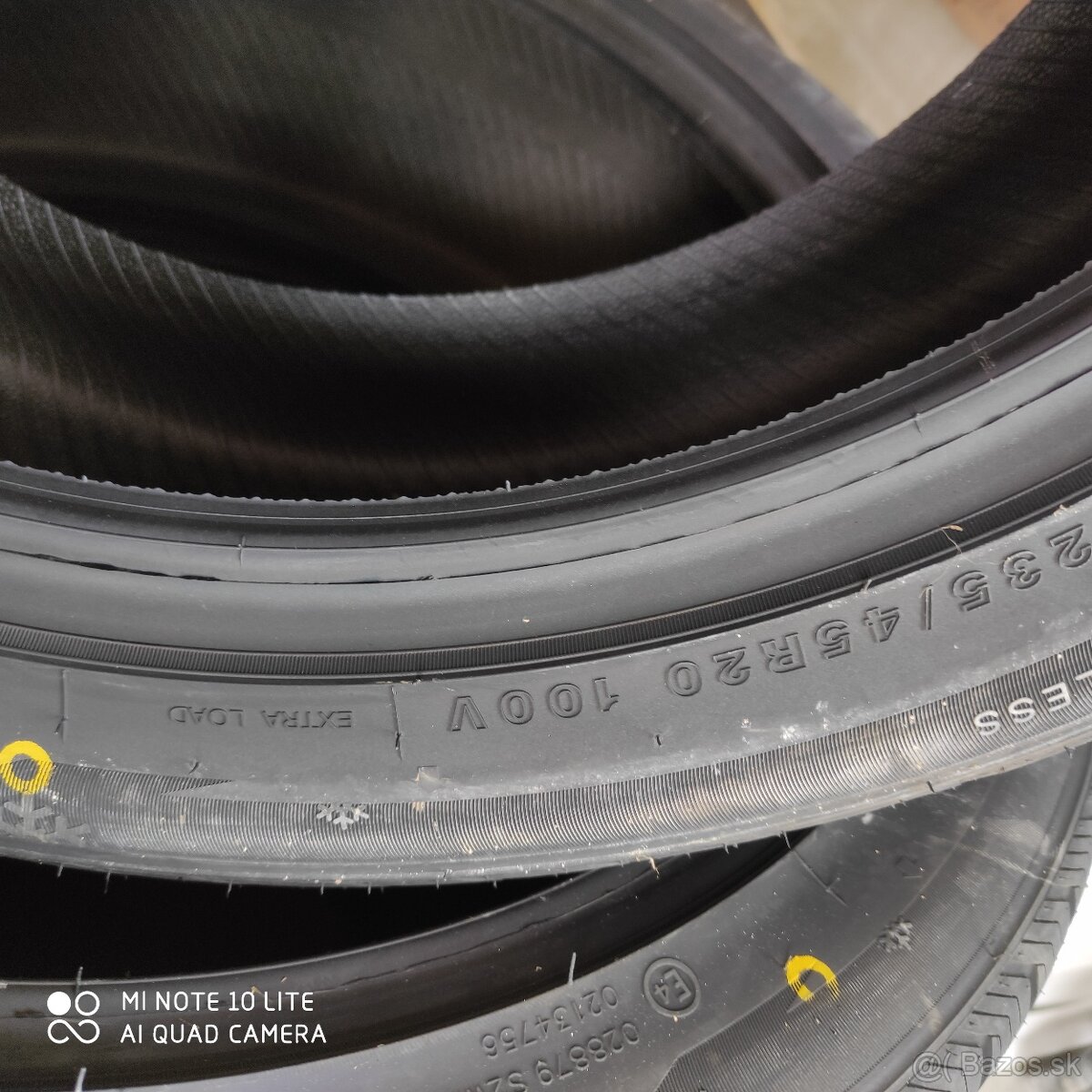 Zimné pneumatiky 235/45 R20 - 4