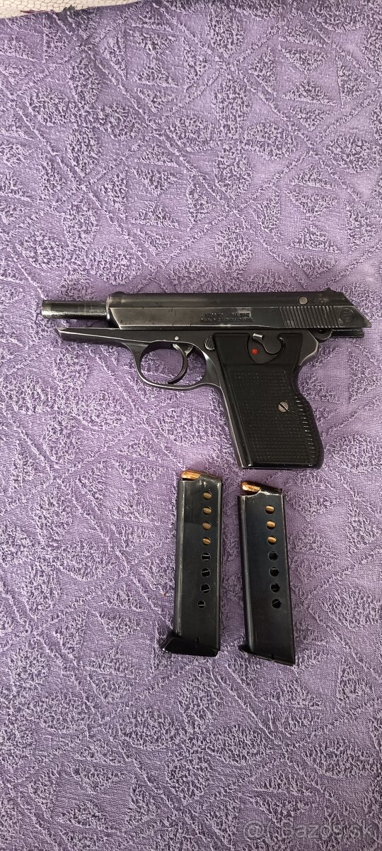 Pištoľ CZ 70 - 4