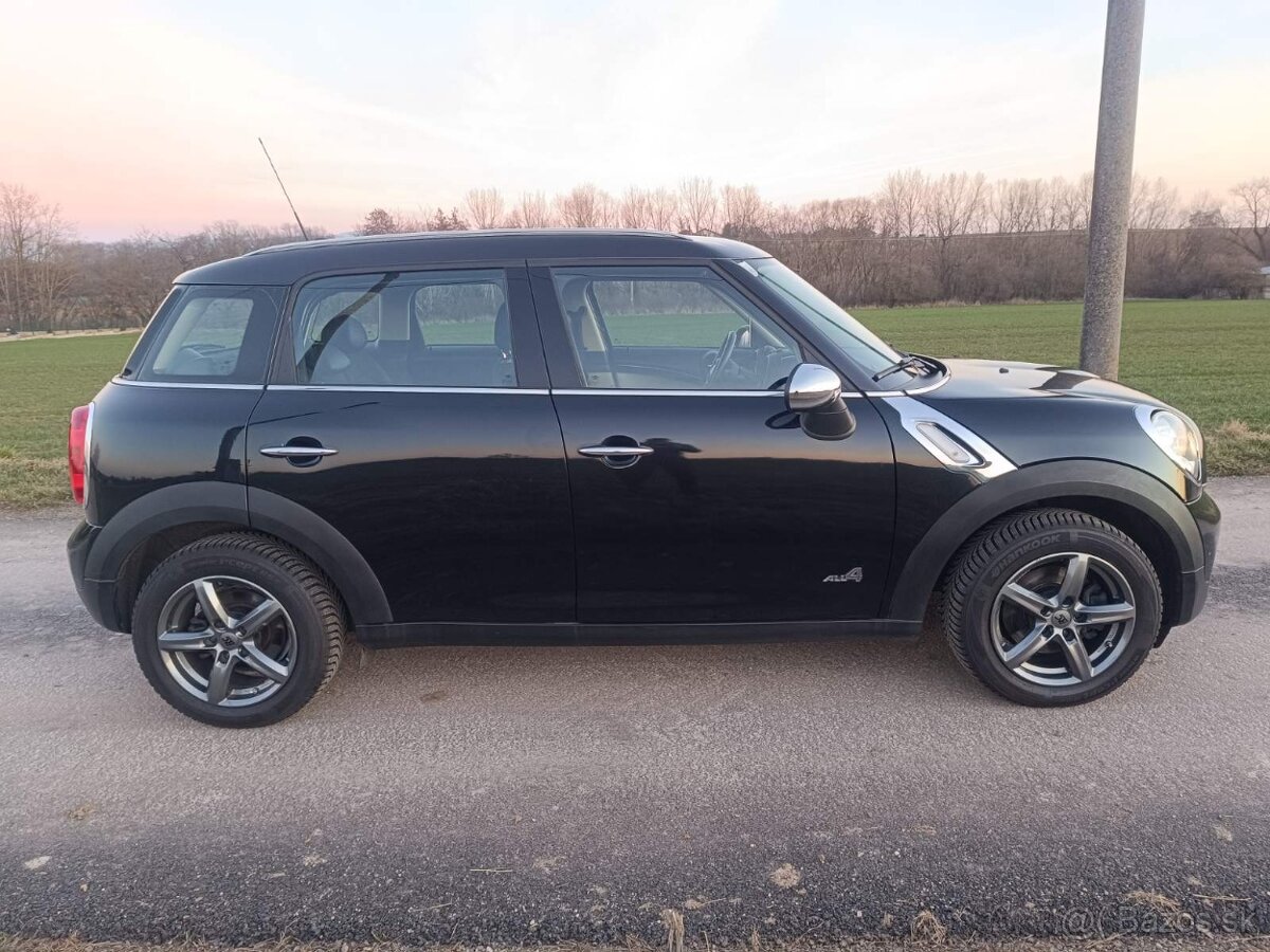 MINI Cooper Countryman ALL4 – automat, bohatá výbava - 4