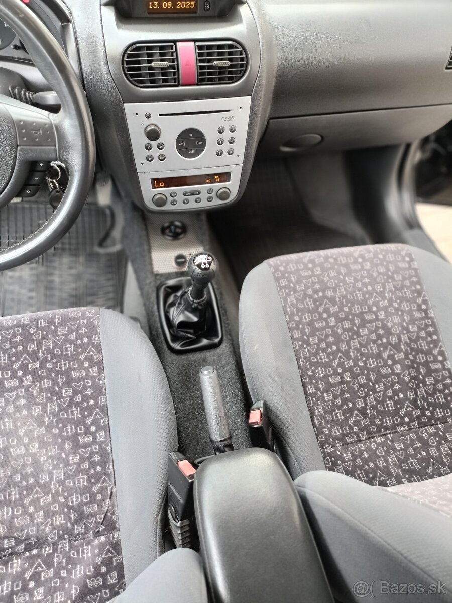 Opel Corsa - 4