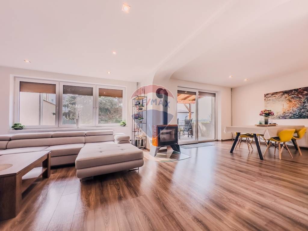 REZERVOVANÉ Zrekonštruovaný dom s bazénom - Šibeničný vrc - 4