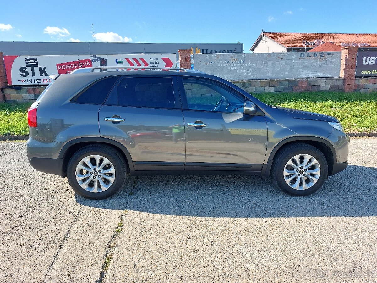 Kia Sorento 2.2 CRDi VGT 4WD LX A/T - 4