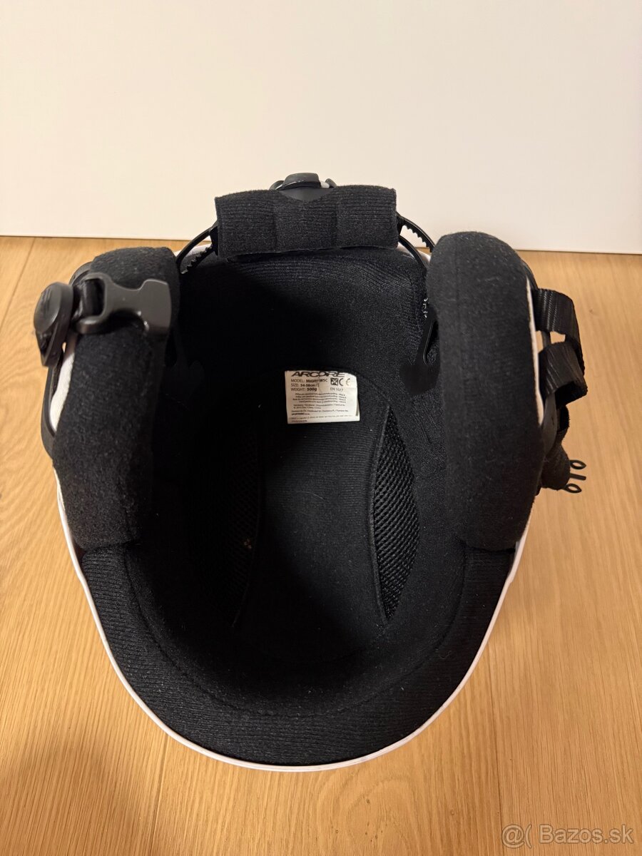 Lyžiarska Helma - 4