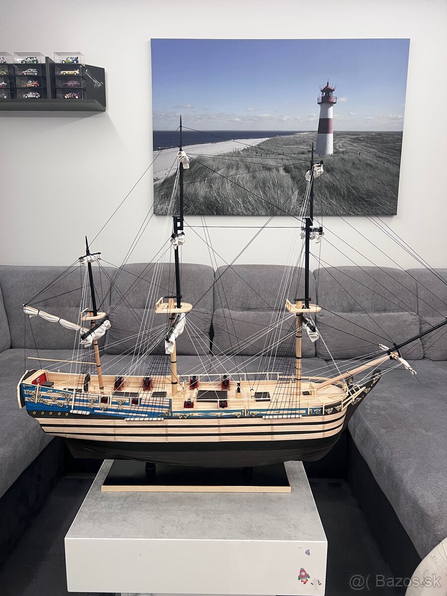 Dreveny model plachetnice. - 4