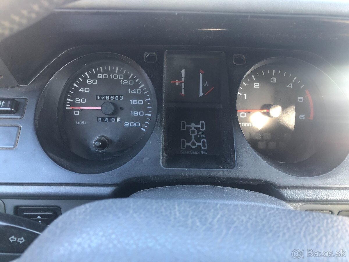 Mitsubishi Pajero MT 2,5TD 73kw SUPERSELECT - 4