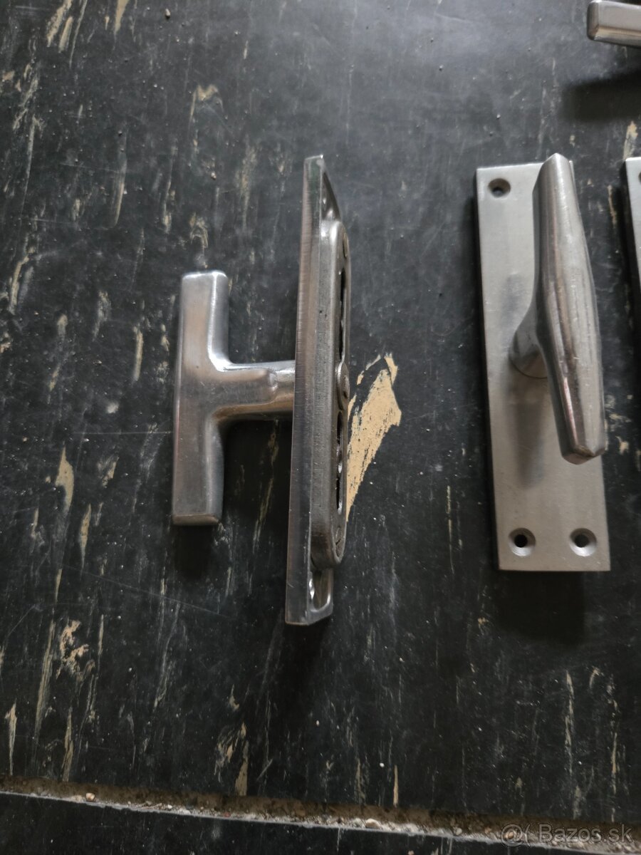 Klučky na okná, dvere - 4