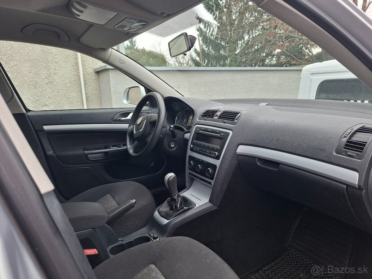 Skoda Octavia kombi 1.6tdi 4x4 - 4
