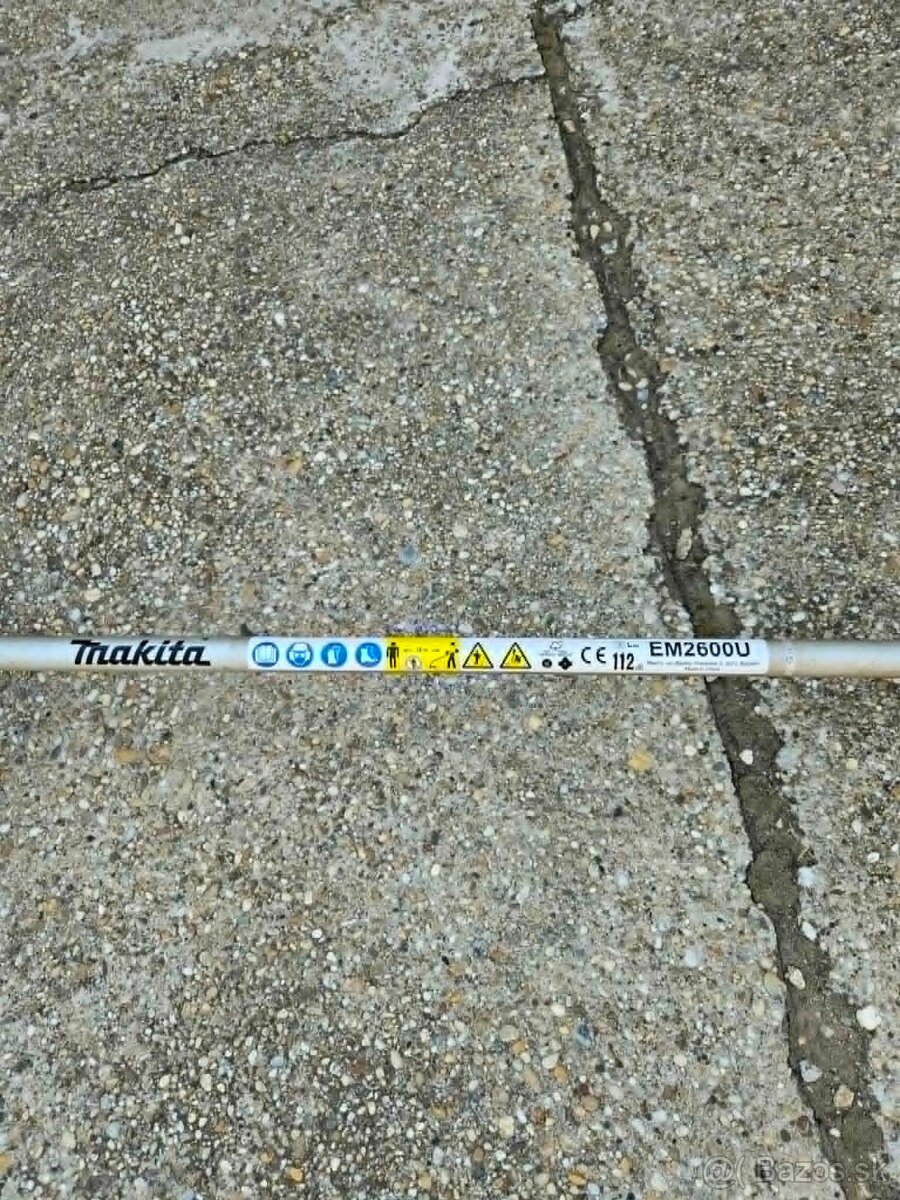 Makita EM2600U - 4