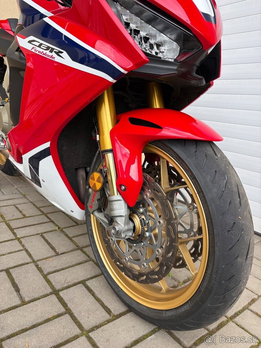 HONDA CBR 1000RR SP 2018 - 4